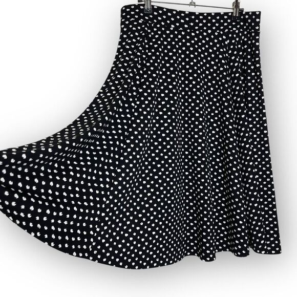 Lands’ End Black White Animal Print Dot A-Line Knee Length Skirt Women’s Size M - Picture 7 of 11